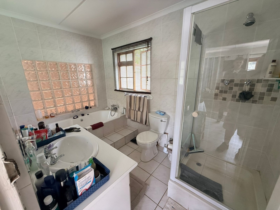 3 Bedroom Property for Sale in Paglande Western Cape